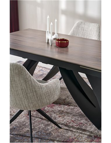 HILARIO stół rozkładany, blat - orzechowy, nogi - czarny (3p 1szt)